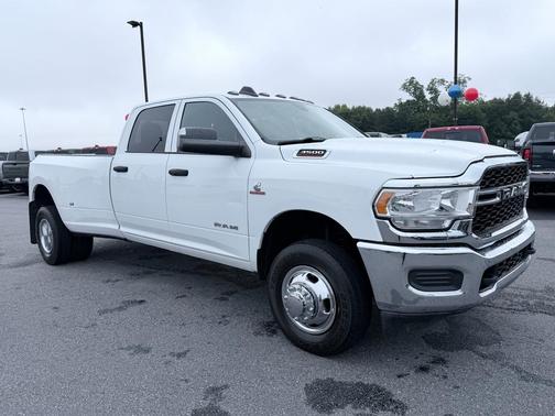 Bright White Clearcoat 2021 RAM 3500 Tradesman