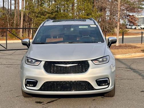 2026 Chrysler Pacifica Pinnacle