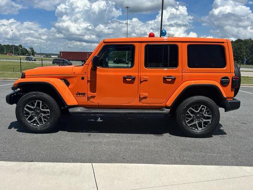 2025 Jeep Wrangler Sahara