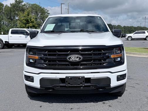 Oxford White 2024 Ford F-150 XLT