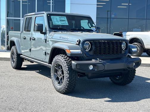 2025 Jeep Gladiator Sport