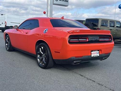 2019 Dodge Challenger SXT