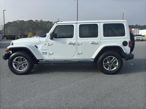 2020 Jeep Wrangler Unlimited Sahara