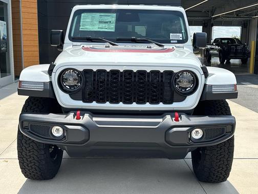 Bright White Clearcoat 2026 Jeep Wrangler Sport