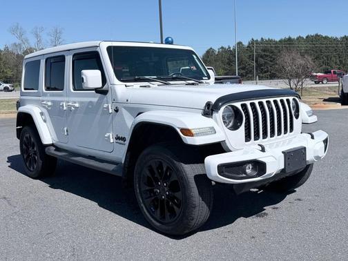 2021 Jeep Wrangler Unlimited Sahara Altitude