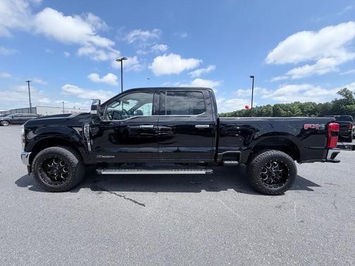 Agate Black Metallic 2024 Ford F-250 Lariat