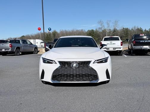 2022 Lexus IS 300 Base