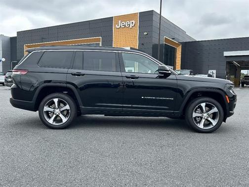 Diamond Black 2025 Jeep Grand Cherokee L Limited