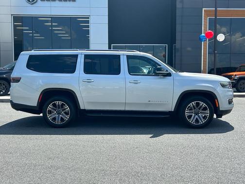 2024 Jeep Wagoneer L Series II