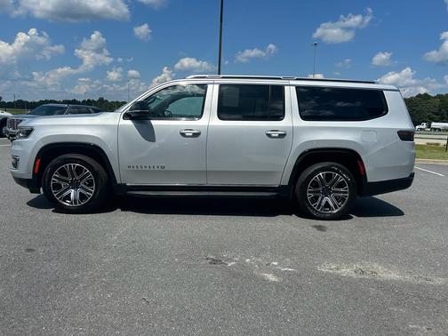 2024 Jeep Wagoneer L Series II