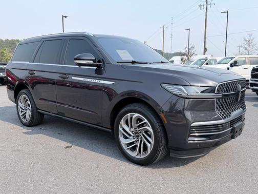 2025 Lincoln Navigator Reserve