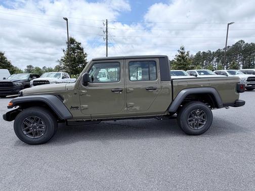 41 2026 Jeep Gladiator Sport