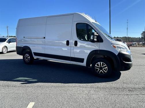 Bright White Clearcoat 2026 RAM ProMaster 2500 High Roof