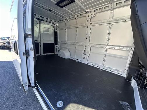 Bright White Clearcoat 2026 RAM ProMaster 2500 High Roof