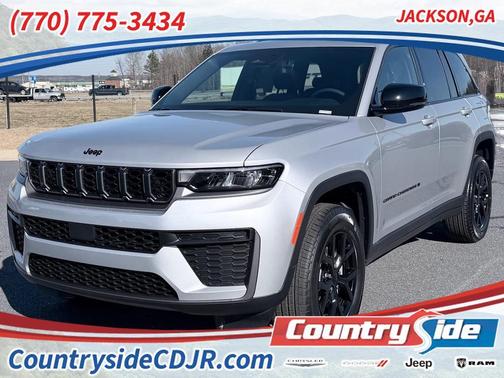 Silver Zynith 2026 Jeep Grand Cherokee Laredo