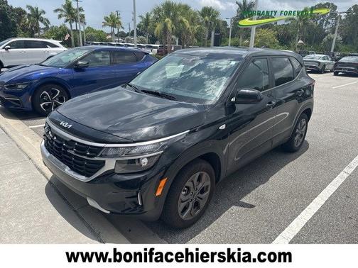 2025 Kia Seltos LX