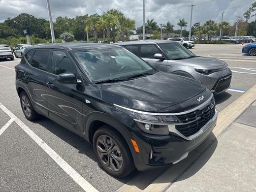 2025 Kia Seltos LX