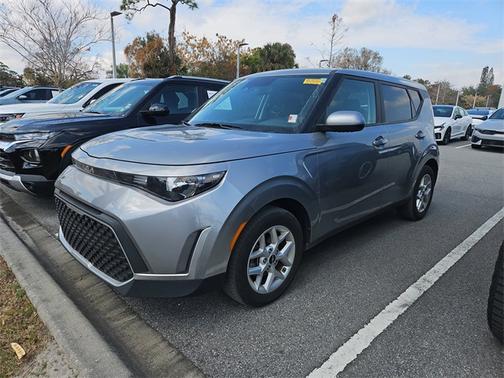 2023 Kia Soul LX
