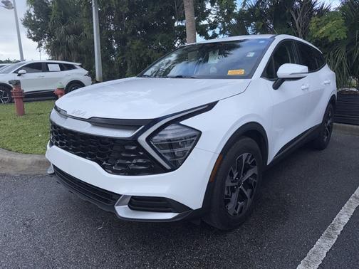2024 Kia Sportage EX