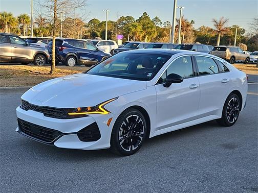 2022 Kia K5 GT-Line