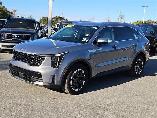 2025 Kia Sorento S