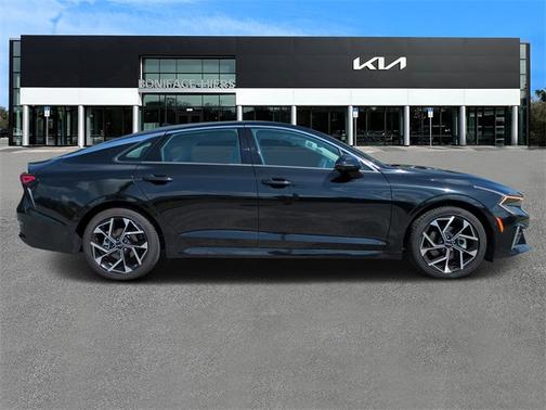 2025 Kia K5 EX