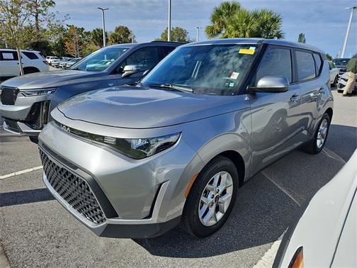 2024 Kia Soul LX