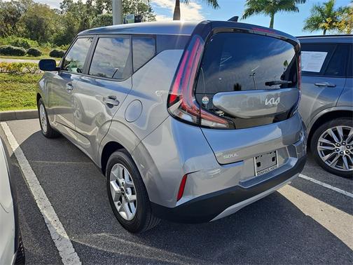 2024 Kia Soul LX