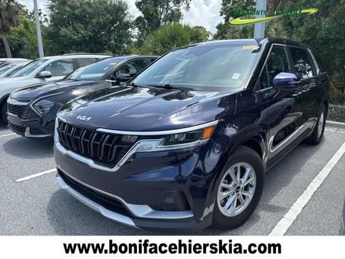 2024 Kia Carnival LX