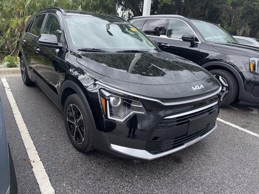 Aurora Black Pearl 2023 Kia Niro LX