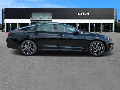 2025 Kia K5 EX