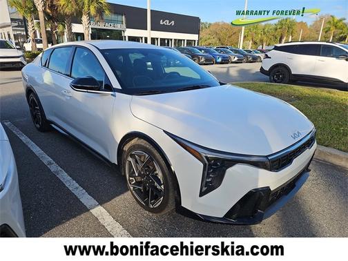 2025 Kia K4 GT-Line