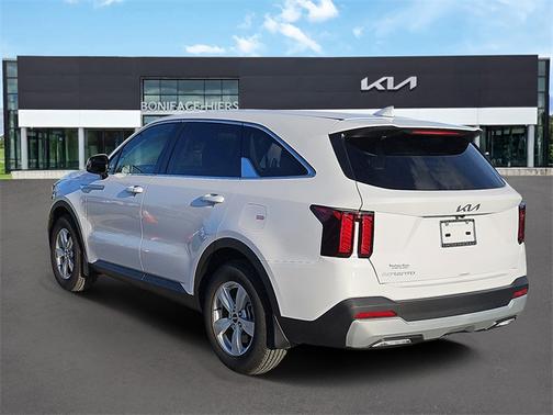 2025 Kia Sorento LX