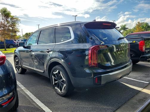 2025 Kia Telluride S