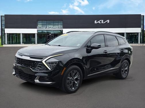 Black 2023 Kia Sportage Hybrid SX-Prestige