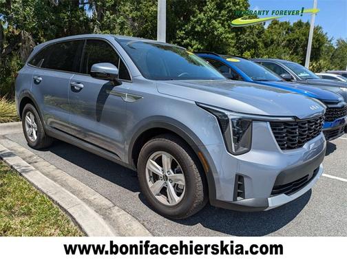 2025 Kia Sorento LX