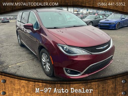 2018 Chrysler Pacifica Touring-L Plus