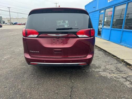 2018 Chrysler Pacifica Touring-L Plus