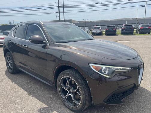 2018 Alfa Romeo Stelvio Base