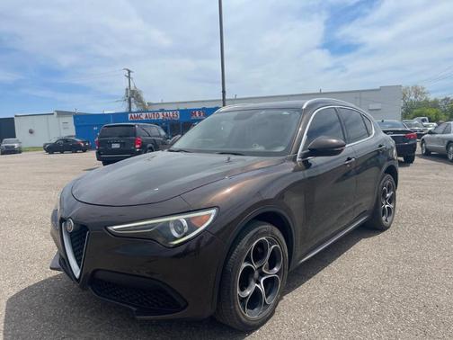 2018 Alfa Romeo Stelvio Base