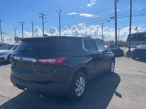 2018 Chevrolet Traverse LS