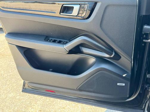 2020 Porsche Cayenne Base