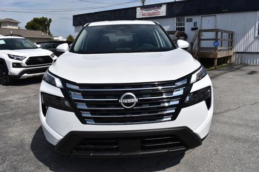 2025 Nissan Rogue SV