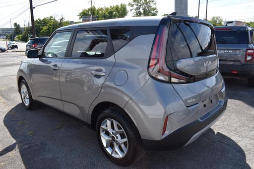 2023 Kia Soul LX