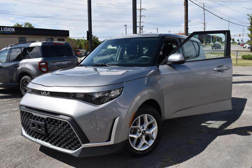2023 Kia Soul LX