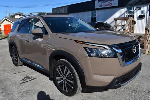 2024 Nissan Pathfinder Platinum