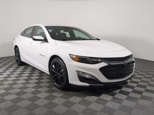 Summit White 2024 Chevrolet Malibu LT
