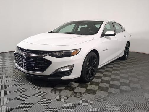 Summit White 2024 Chevrolet Malibu LT