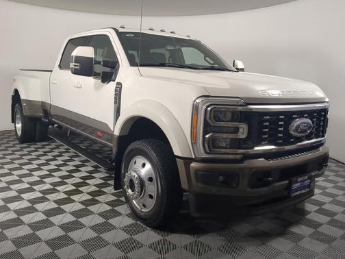Star White 2023 Ford F-450 King Ranch