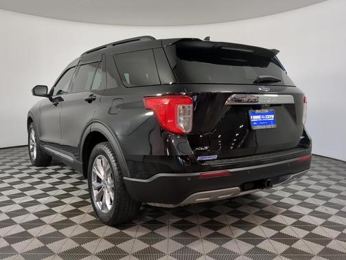 Agate Black 2020 Ford Explorer XLT